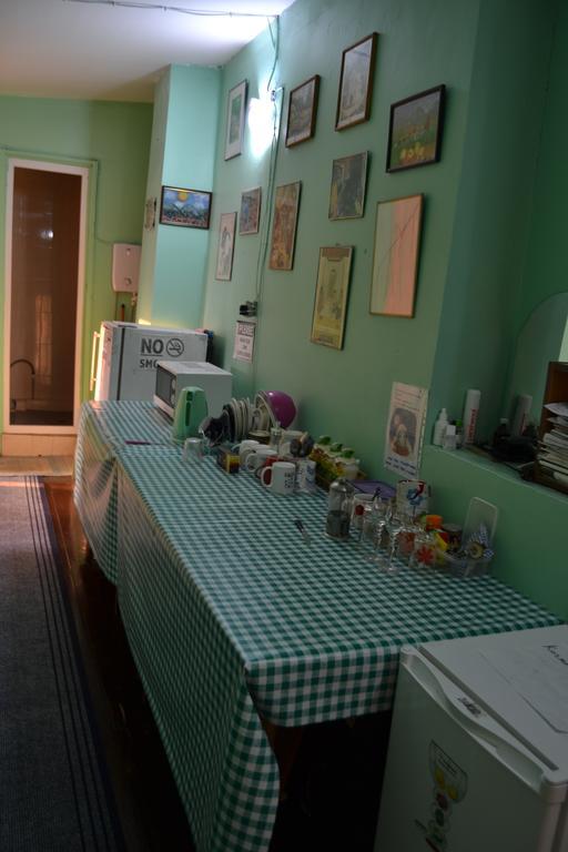 Green Stairs Guest House Тбилиси Екстериор снимка